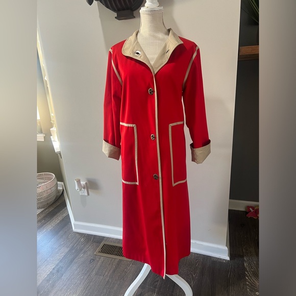 Vintage 1986 Bonnie Cashin Russel Taylor Long Red and Tan Trench Coat Size 8/10 - Picture 1 of 16